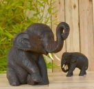 ESRU22-15 | Elefant, sitzend, aus Holz, H:ca.22 /B:ca.15 cm